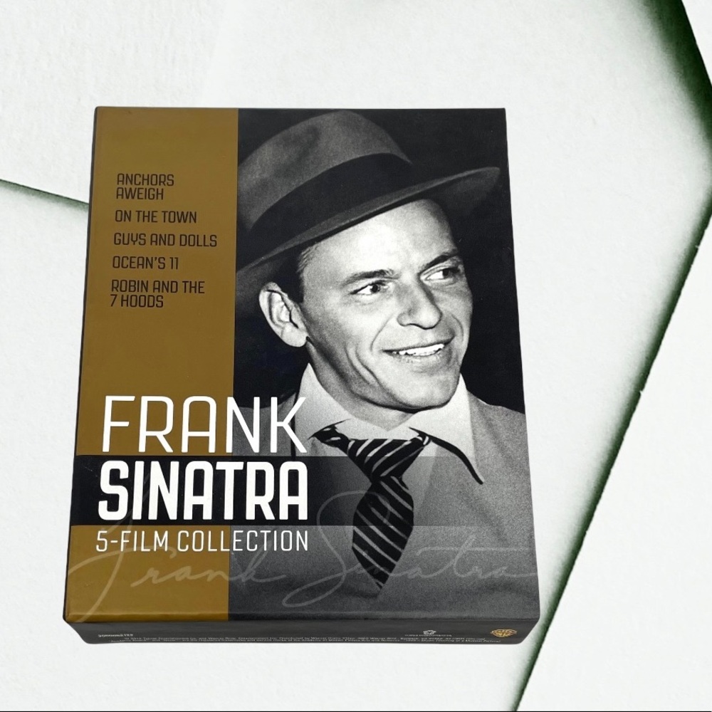 🛍️SALE🛍️ Frank Sinatra Collection Box Set (Blu-ray)